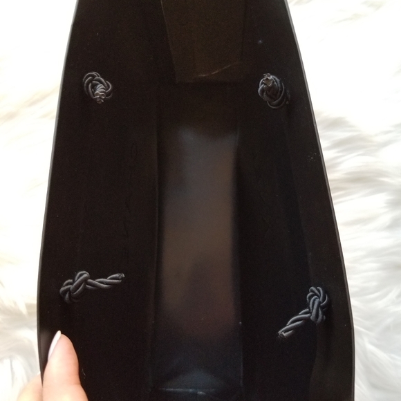 Chanel Beauty White Small Shopping Bag Packaging - Picture 8 of 8